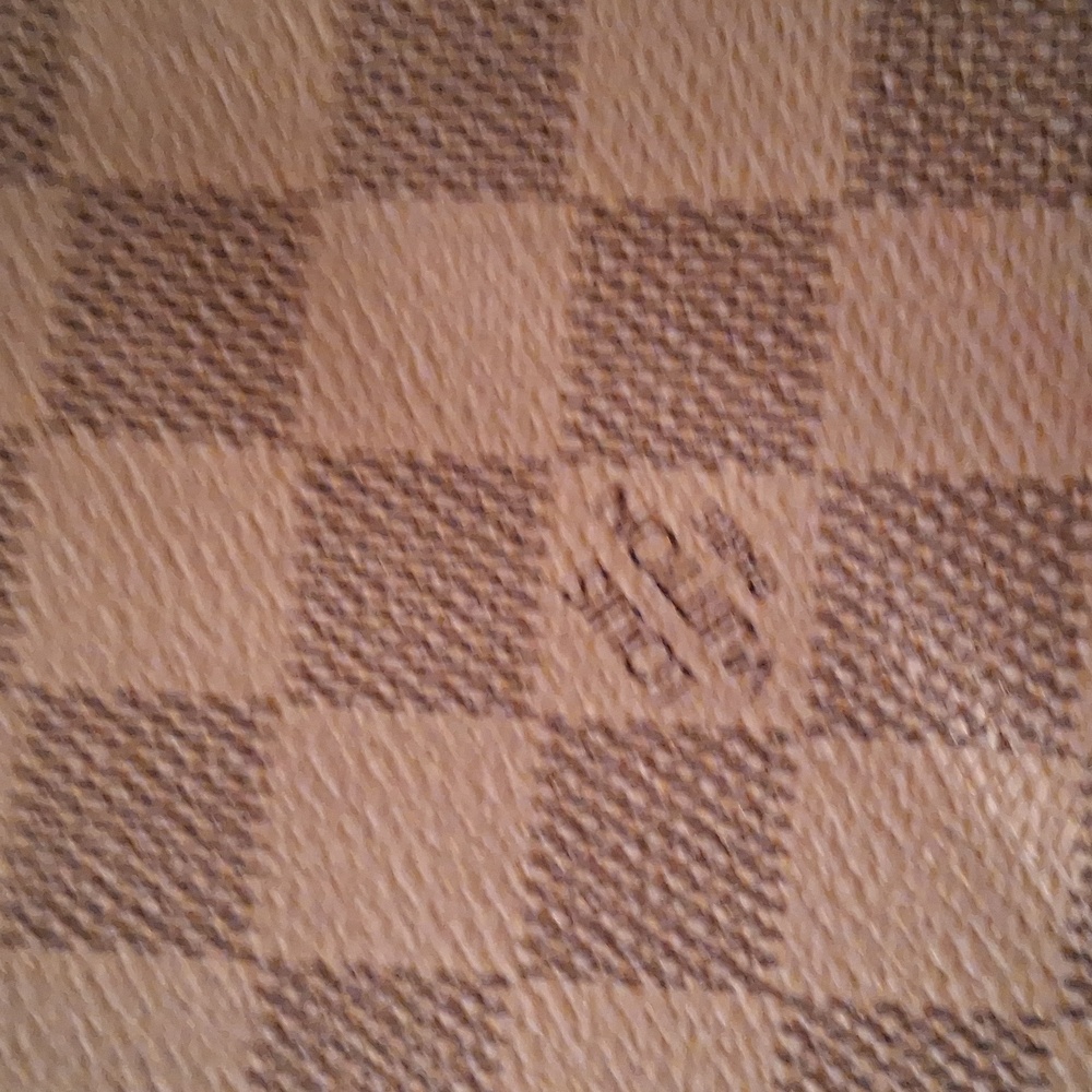 Louis Vuitton Checkered Beige Tote Bag - Picture 12 of 16